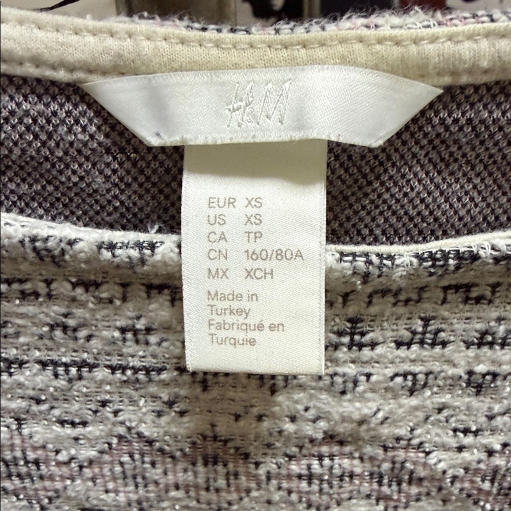 H&M Multicolor Patterned Sweatshirt - Picture 2 of 4